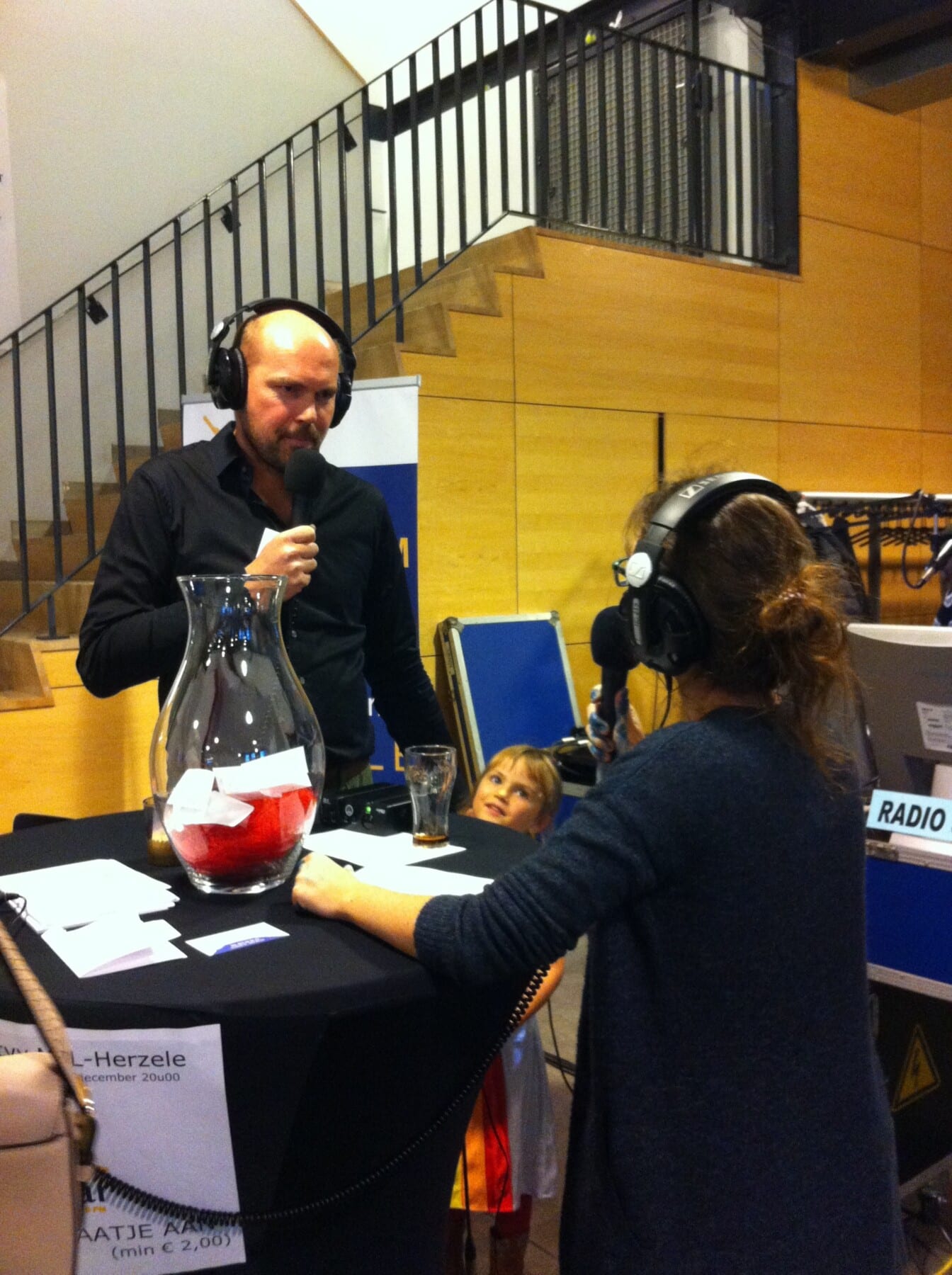 Radio-interview met Kris van Eyndevelde tijdens Herzele Popt Up evenement